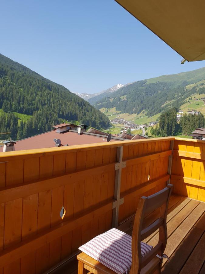 Homestay Amalia Haus Tux